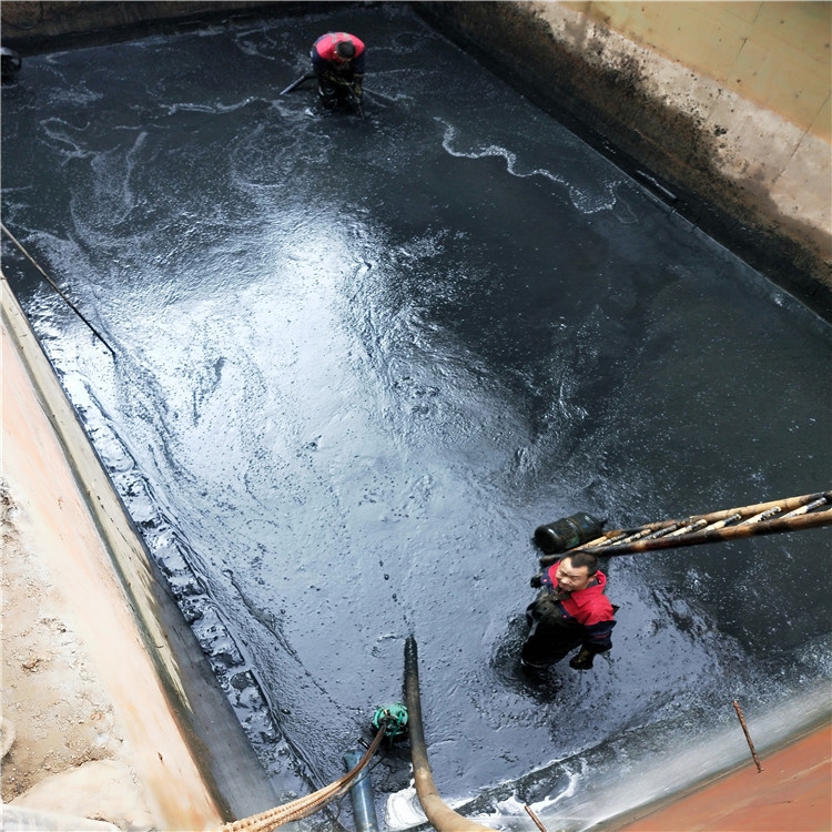 青秀废水池清理